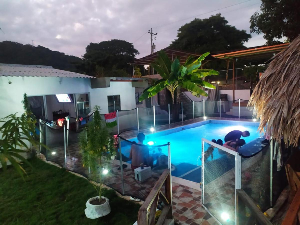 Hostal La sierra nevada Palomino Esterno foto